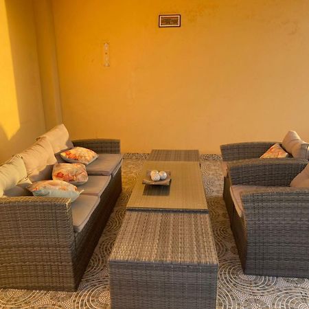Residence Adja Binta Kane Sour Ντακάρ Εξωτερικό φωτογραφία