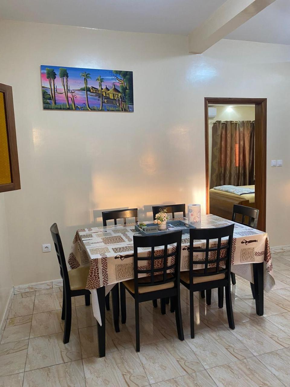 Residence Adja Binta Kane Sour Ντακάρ Εξωτερικό φωτογραφία